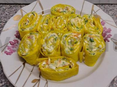 Užkandis iš lavašo šventiniam stalui pagrindine nuotrauka