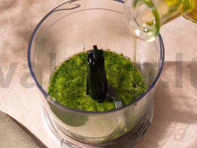 Duona su žolelėmis, česnaku ir sūriu Žingsnis 3