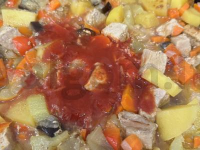 Šurpa su daržovėmis, kiauliena ir prieskoniais Žingsnis 6