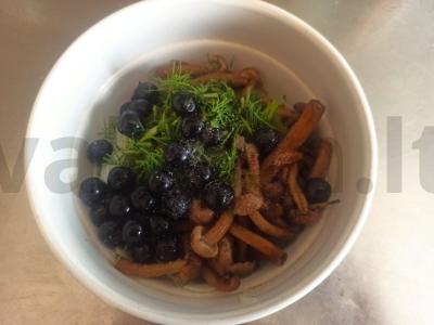 Marinuotų voveraičių salotos „Rudens vizitas“ Žingsnis 4