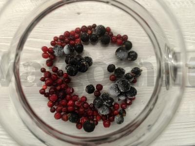 Žolelių gėrimas su uogomis Žingsnis 1