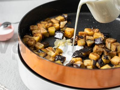 Grietinėlės baklažanai Žingsnis 4