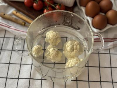 Frittata su daržovėmis pusryčiams Žingsnis 1