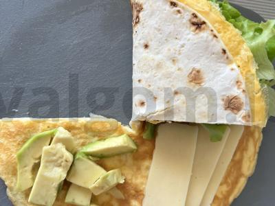 Rytinė tortilija su omletu ir daržovėmis Žingsnis 7