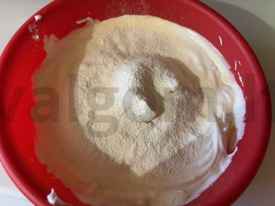 Biskvitinio torto korpusai Žingsnis 6