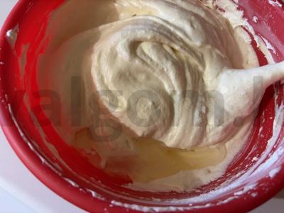 Biskvitinio torto korpusai Žingsnis 8