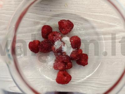 Ramunėlių gėrimas su šaltalankiais ir avietėmis Žingsnis 1