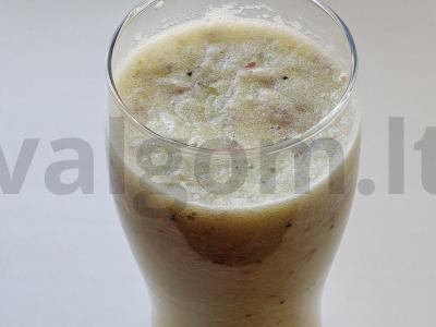 Obuolių, kivių ir salierų stiebo kokteilis pagrindine nuotrauka