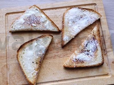 Sumuštiniai su kiaušiniu ir šprotų paštetu Žingsnis 2