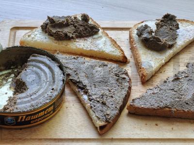 Sumuštiniai su kiaušiniu ir šprotų paštetu Žingsnis 3