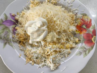 Karpiono ritinėliai su sūriu ir kiaušiniu Žingsnis 3