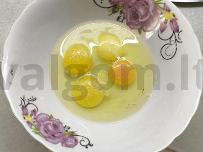 Omletas su grūdų varške Žingsnis 2