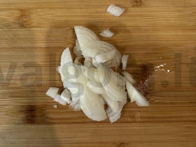 Marinuotų voveraičių salotas Žingsnis 3