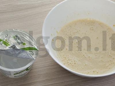 Makų apkepas iš skyrų be miltų Žingsnis 2