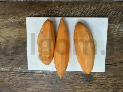 Keptas batatas su prieskoniais orkaitėje Žingsnis 1