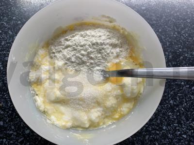 Varškės rutuliukai su džiovintomis abrikosais per 30 minučių Žingsnis 2