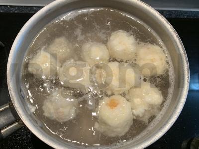 Varškės rutuliukai su džiovintomis abrikosais per 30 minučių Žingsnis 6