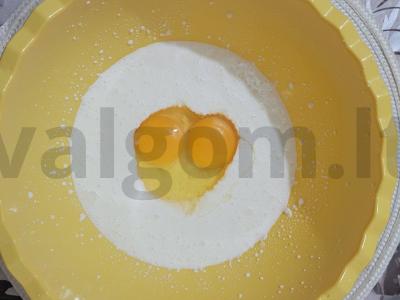 Švelni varškės apkepas grietinėlėje Žingsnis 3