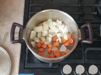 Grietininis moliūgų kremas su skrudinta duona Žingsnis 3