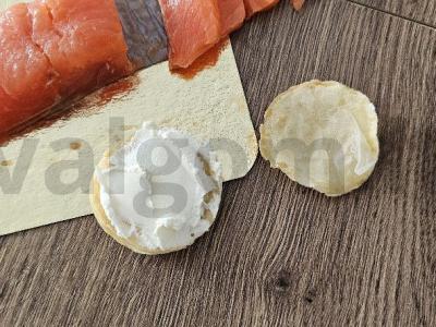 Kanarė su varškės sūriu ir silke sūdyta upėtakiu Žingsnis 6