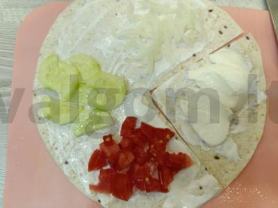 Daržovių ir mocarelos plokštelė Žingsnis 1