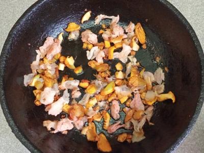 Spagečiai karbonara su voveraitėmis pietums Žingsnis 3