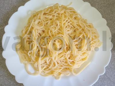 Spagečiai karbonara su voveraitėmis pietums Žingsnis 7