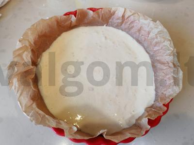 Kiaušinių ir žaliojo svogūno pyragas su grietine Žingsnis 9