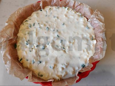 Kiaušinių ir žaliojo svogūno pyragas su grietine Žingsnis 11