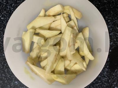 Kiaušinienė su baklažanais ir pomidorais Žingsnis 2