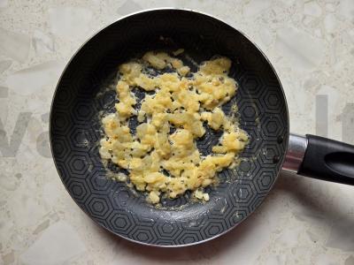 Žaliosios pupelės su dešrelėmis Žingsnis 6