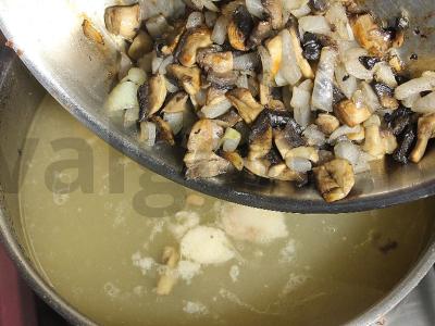 Mėsos sriuba su grybais ir bulvėmis Žingsnis 12