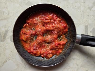 Žaliosios pupelės su dešrelėmis Žingsnis 7