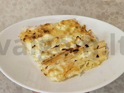 Tikroji banica iš filo tešlos pagrindine nuotrauka