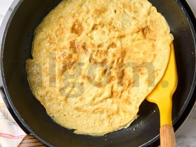 Kiaušinių vokeliai su dešra ir sūriu Žingsnis 4