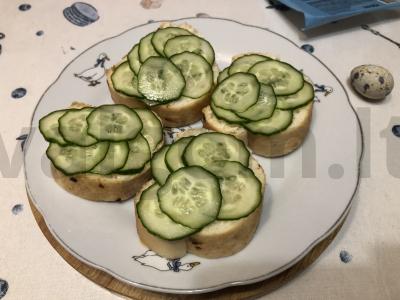 Sumuštiniai su lašiša ir putpelių kiaušiniais Žingsnis 3