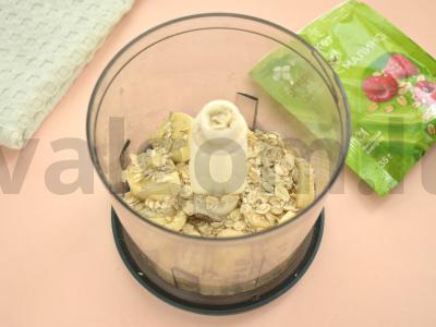 Banano ir avižų dribsnių smoothie Žingsnis 2