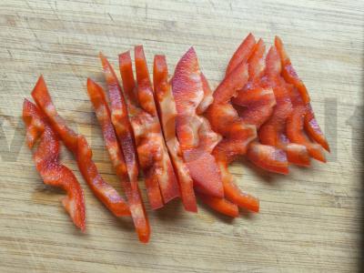 Tortilija su dešrele ir saldžiuoju pipiru Žingsnis 3