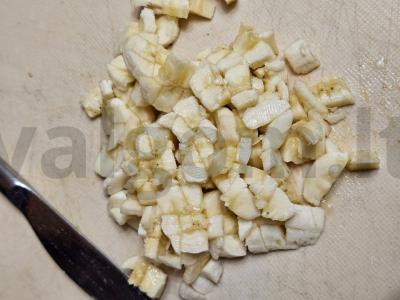 Varškės-bananų apkepas lėtoje viryklėje Žingsnis 2