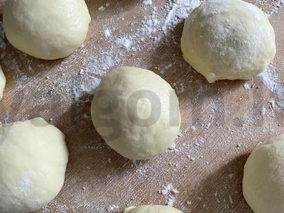 Varškės pyragėliai su braškių uogiene Žingsnis 1