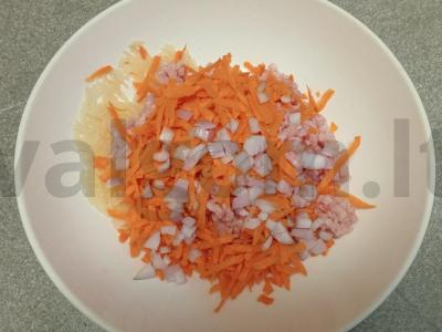 Kiaulienos faršo ežiukai su troškintų daržovių garnyru Žingsnis 3