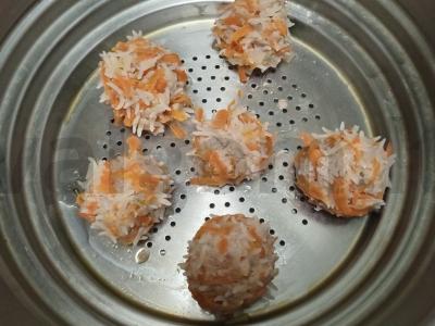 Kiaulienos faršo ežiukai su troškintų daržovių garnyru Žingsnis 7