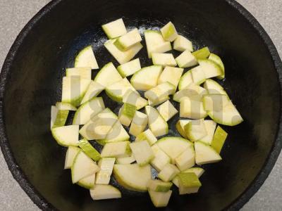 Kiaulienos faršo ežiukai su troškintų daržovių garnyru Žingsnis 8