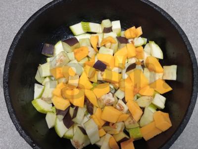 Kiaulienos faršo ežiukai su troškintų daržovių garnyru Žingsnis 10