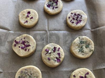 Sausainiai su kvapniaisiais žolelėmis Žingsnis 6