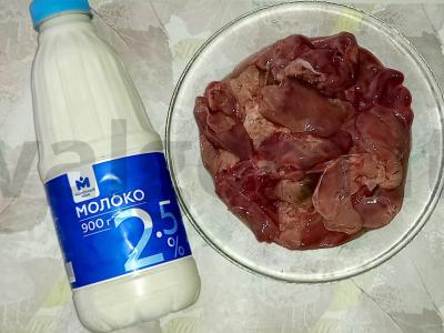 Vištienos kepenėlės piene Žingsnis 1