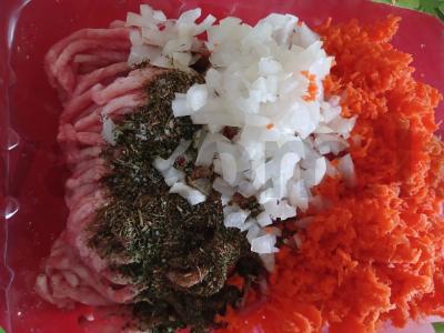 Patingėjęs maltinukas su daržovėmis iš kalakutienos Žingsnis 3