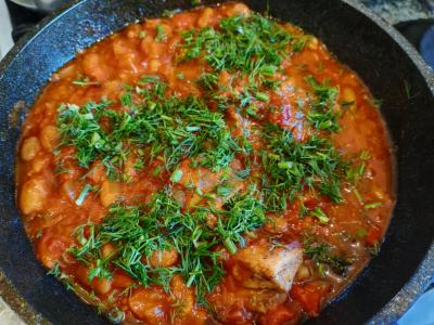 Lobio su vištiena, prieskoniais ir žolelėmis Žingsnis 15