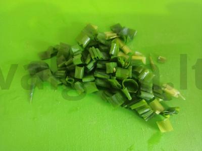 Troškinta žirninė pupelė su sojų padažu ir žaliu svogūnu Žingsnis 3