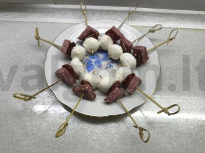 Kanarė su džiovintais pomidorais ir mocarela Žingsnis 3